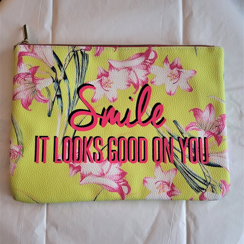 5 for $25! "Smile" Large Floral Make-Up Case